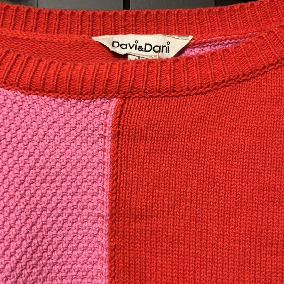 DAVI & DANI Two-Tone Knit Short Sleeve Pullover Size L - Picture 4 of 4
